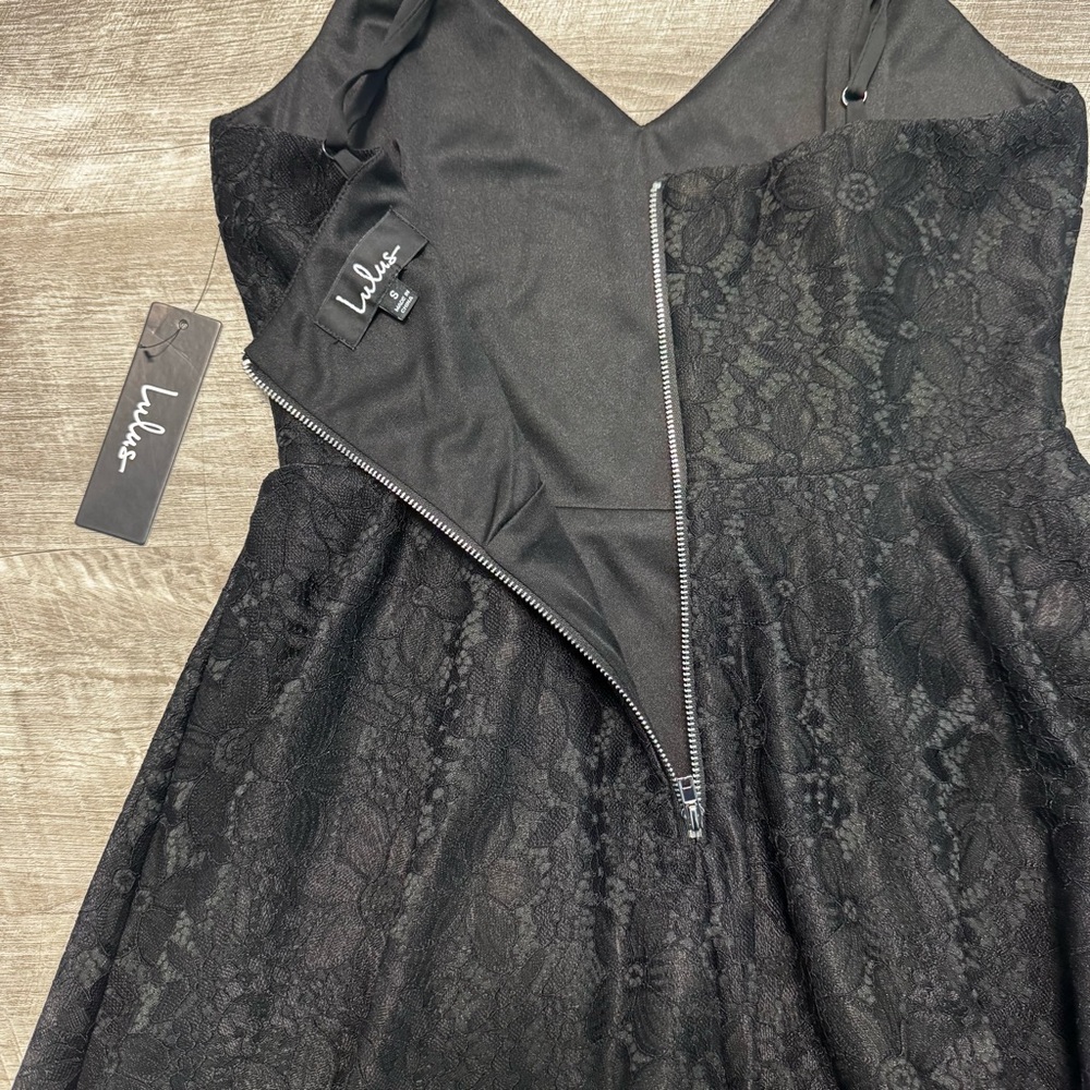 Lulu's Way with Words Black Lace Skater Dress NWT Womens Sz. S - Picture 10 of 13